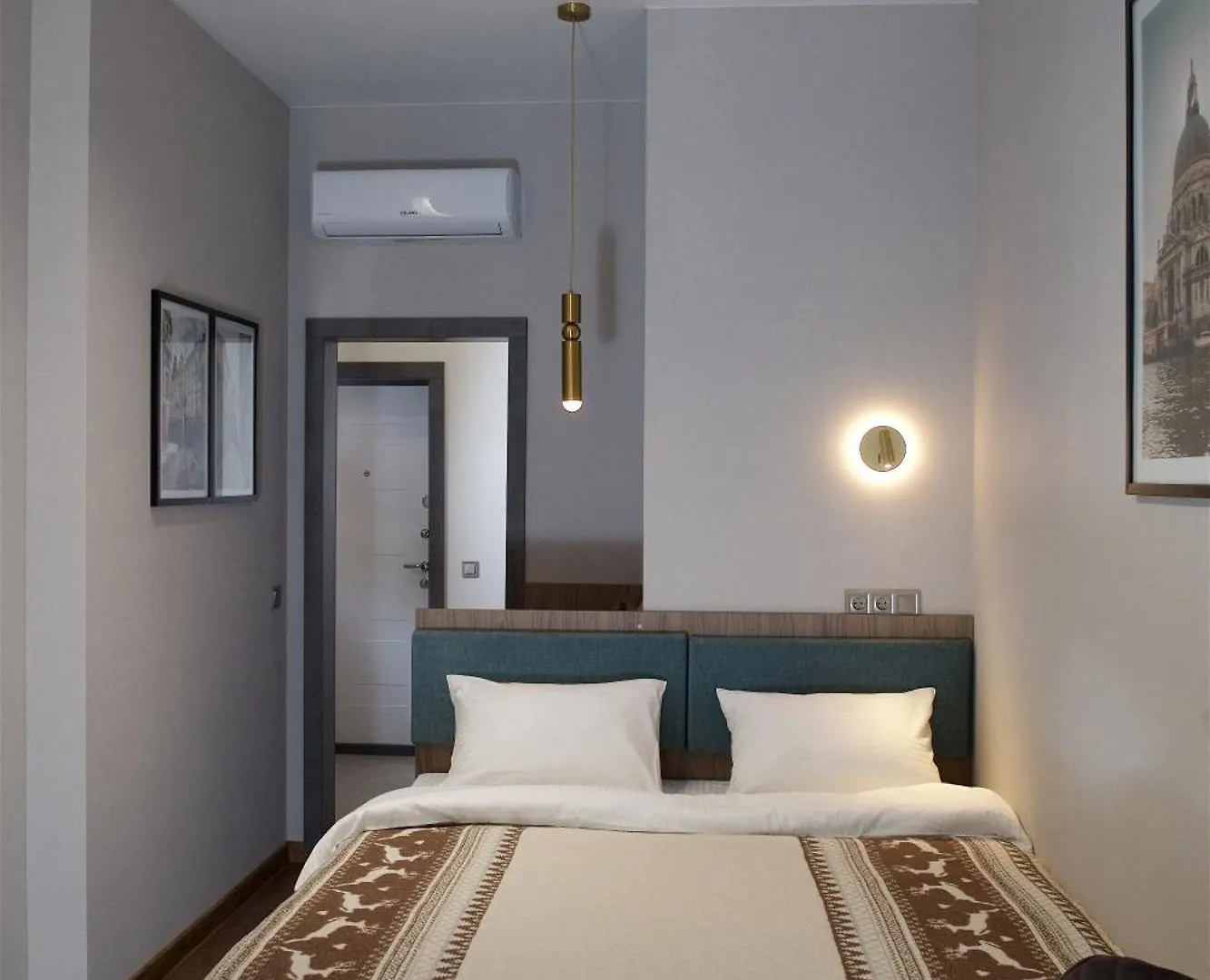 Apartment Allurapart Elehant Kyiv